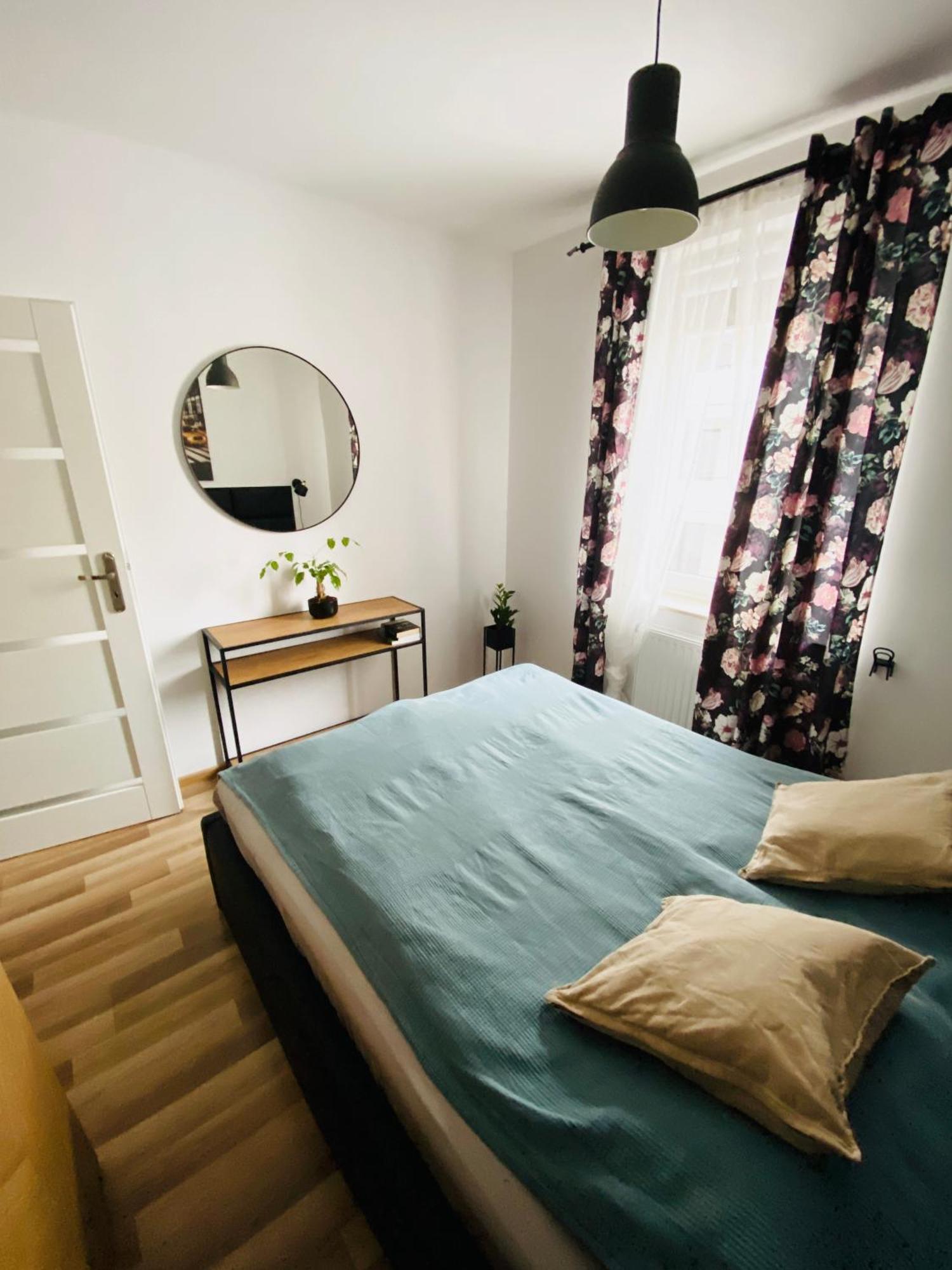 Apartament, Free Parking, Blisko Rynek-Dworzec Pkp-Pks, Sklepy Βρότσλαβ Εξωτερικό φωτογραφία
